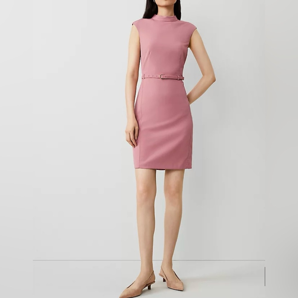 Th Mock Neck Shift Dress in Textured Drape